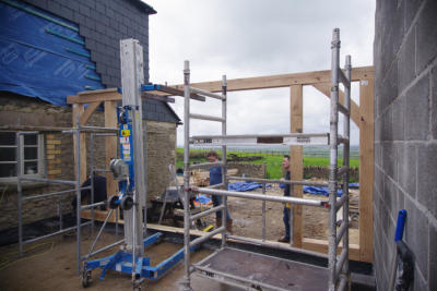 Beam lifter and mini tower